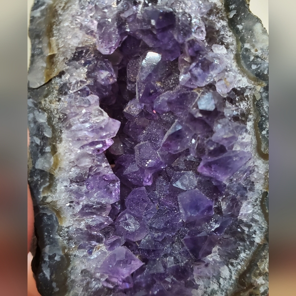 Amethyst Crystals Slice - Picture 13 of 15